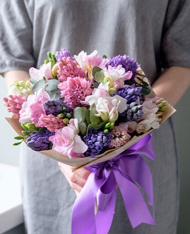 Бесплатная доставка цветов в Березовском